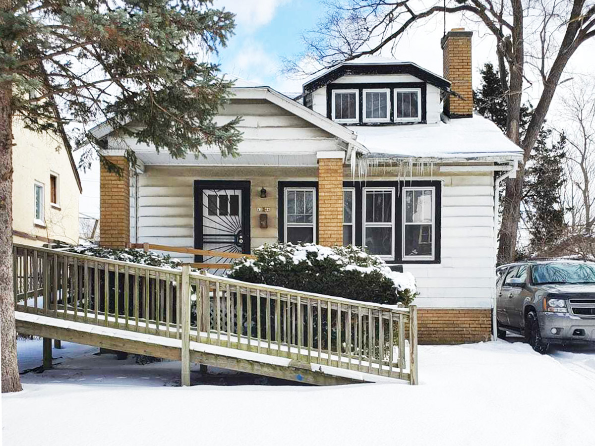 12866 Lauder St, Detroit, MI 48227 — photo 1