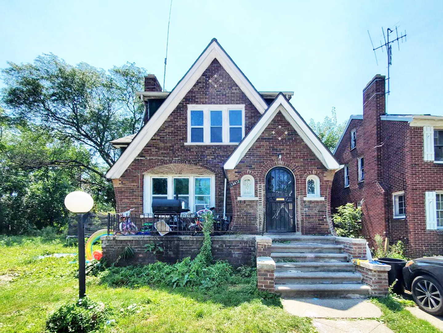 14432 Wilshire Dr, Detroit, MI 48213 — photo 1