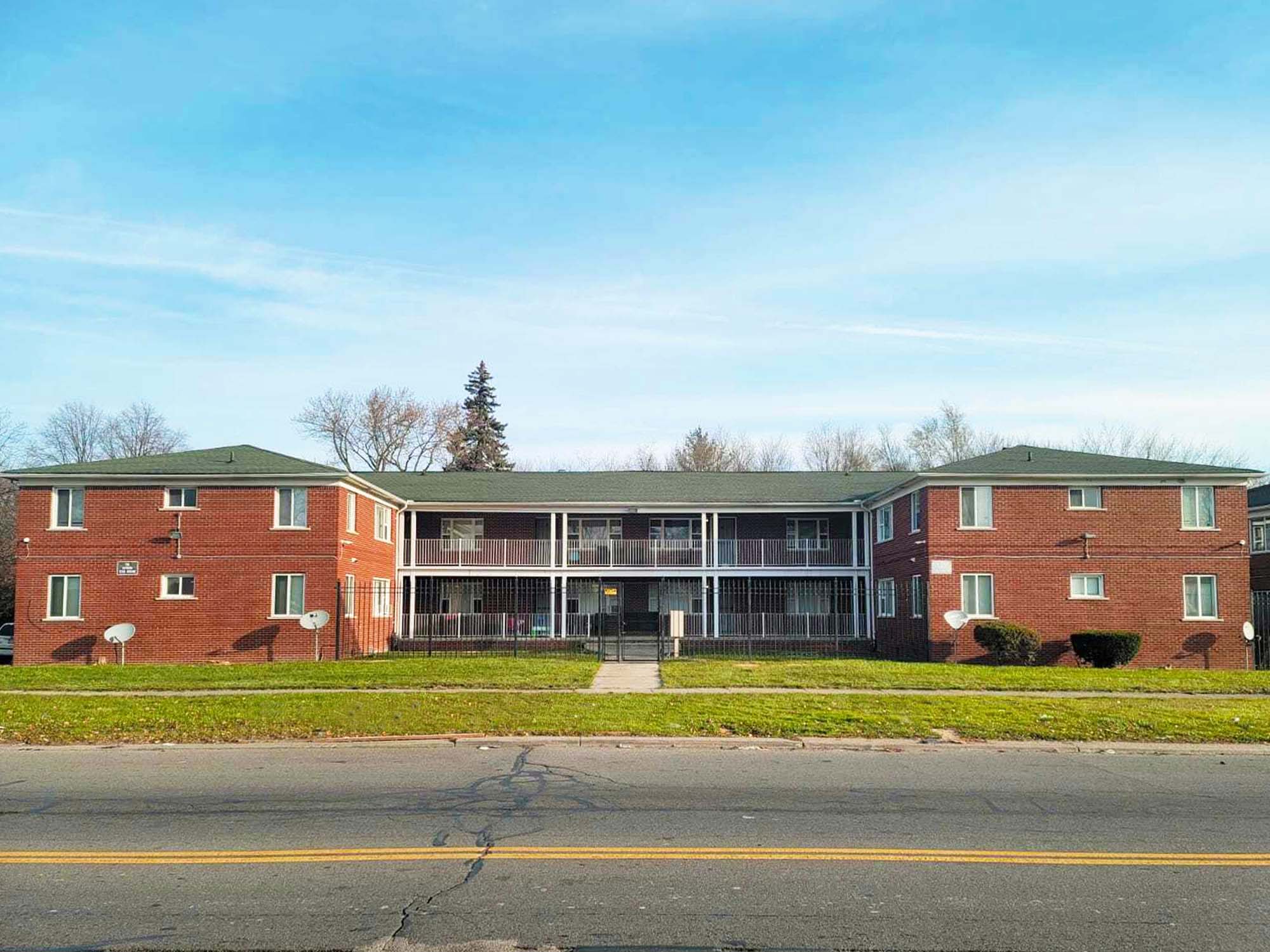 11750 Morang Ave, Detroit, MI 48224 — photo 1
