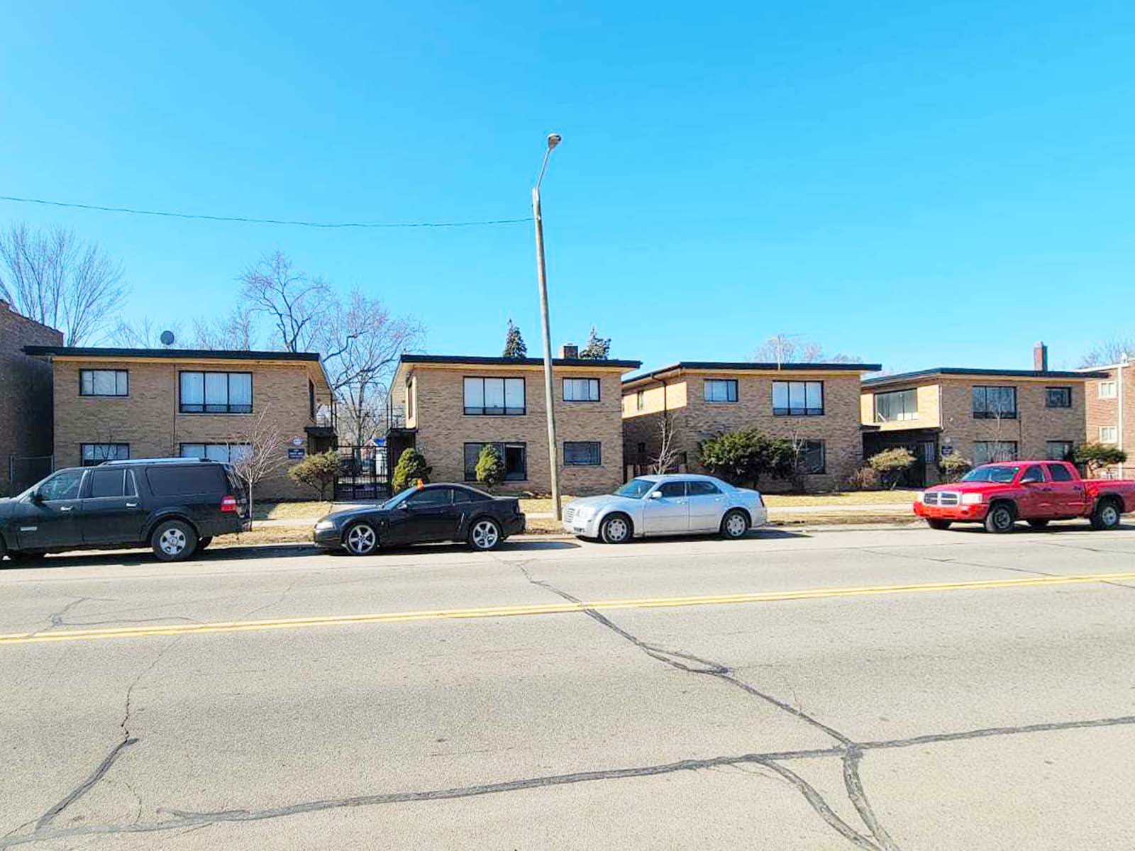 10411-10421 Cadieux Rd, Detroit, MI 48224 — photo 1
