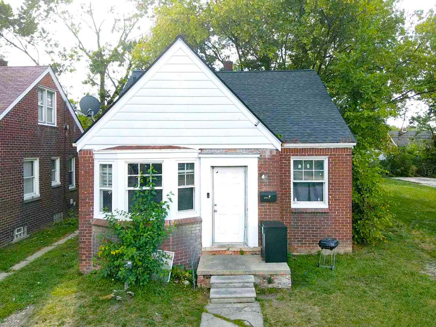 19535 Fairport St, Detroit, MI 48205 — photo 1