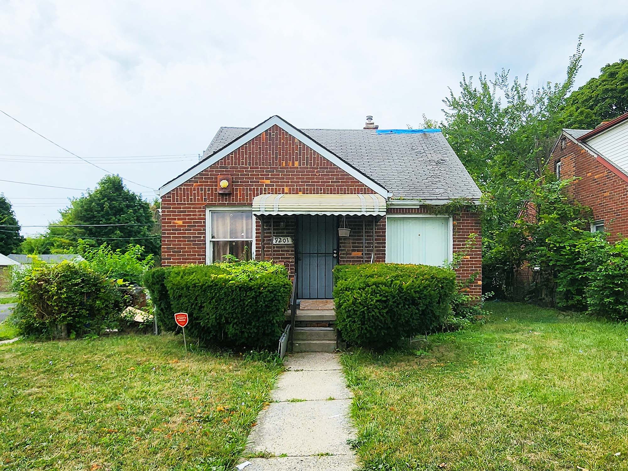 9201 Longacre St, Detroit, MI 48228 — photo 1