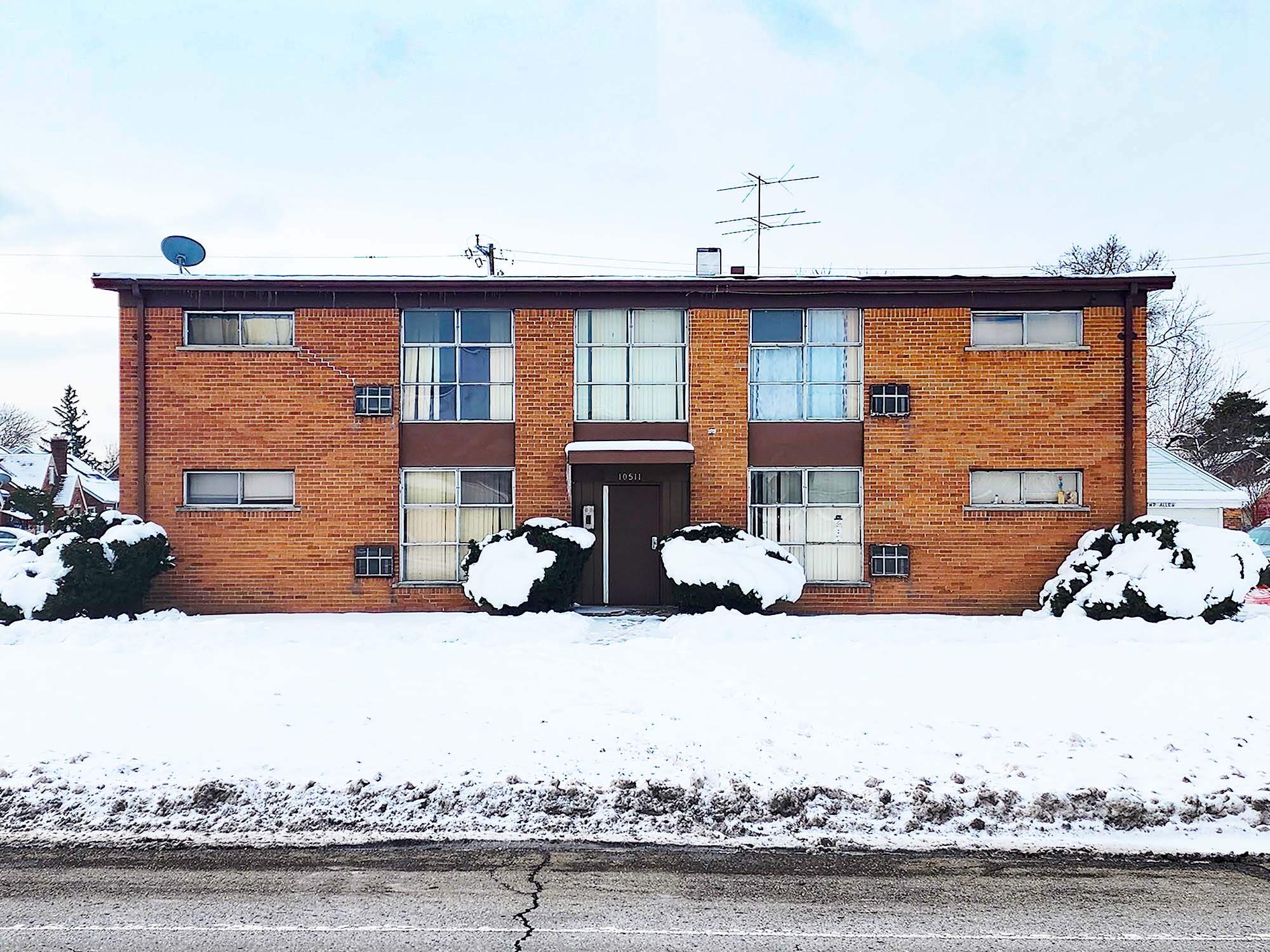 10511 Whittier Ave, Detroit, MI 48224 — photo 1