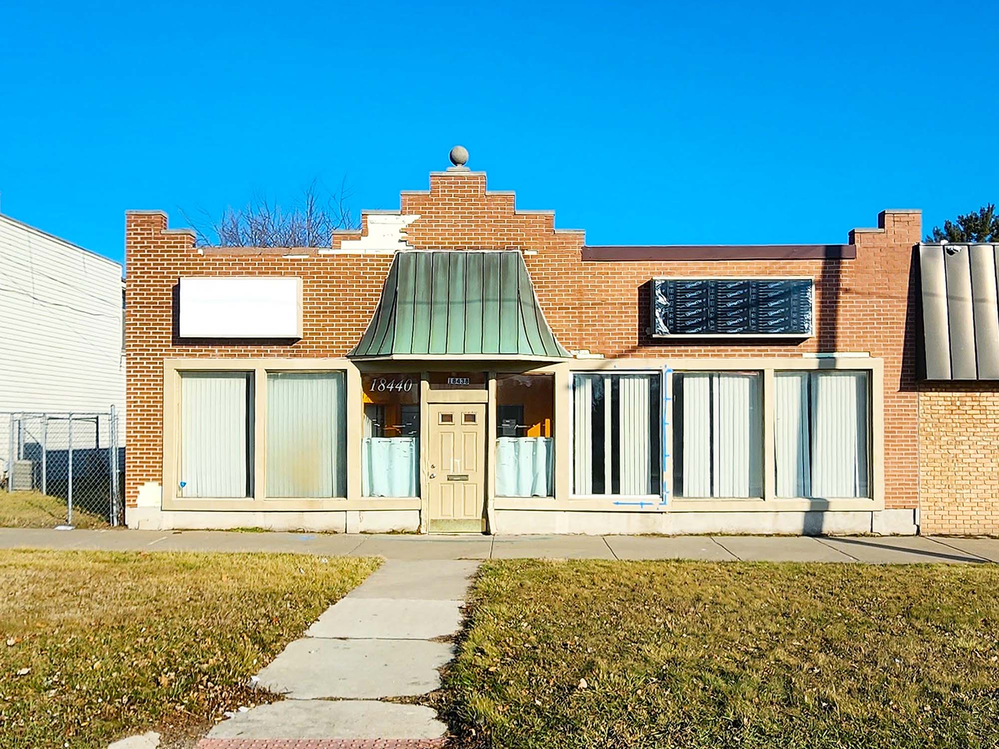 18438 Morang Ave, Detroit, MI 48205 — photo 1