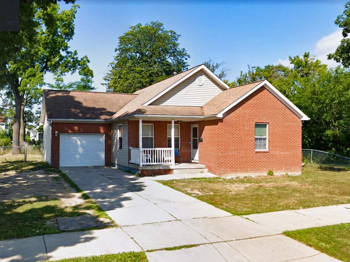 4101 McClellan Ave, Detroit, MI 48214 — photo 1