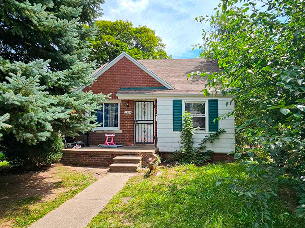 11924 Wayburn St, Detroit, MI 48224 — photo 1