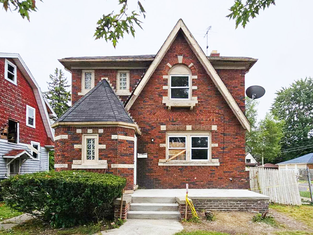 13000 Promenade St, Detroit, MI 48213 — photo 1