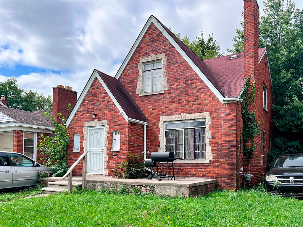 18933 Fairport St, Detroit, MI 48205 — photo 1