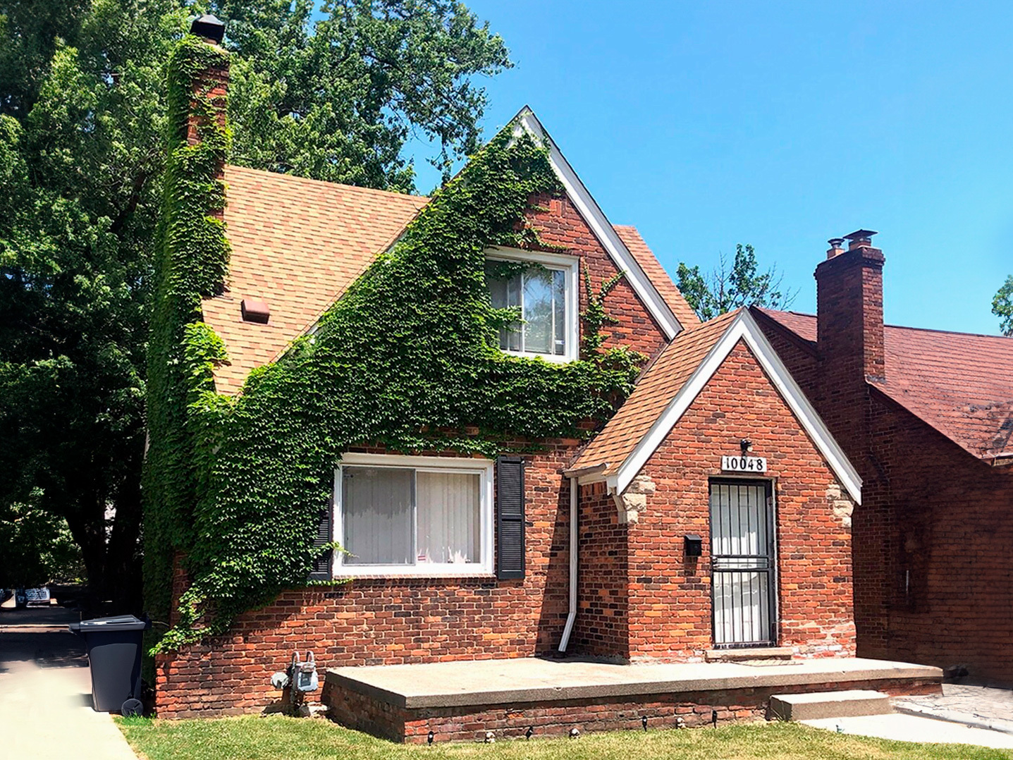 10048 Grayton St, Detroit, MI 48224 — photo 1