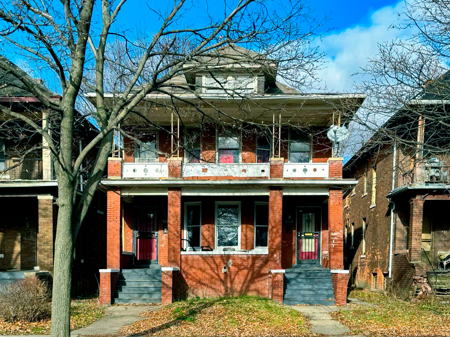 3742-3746 Whitney St, Detroit, MI 48206 — photo 1