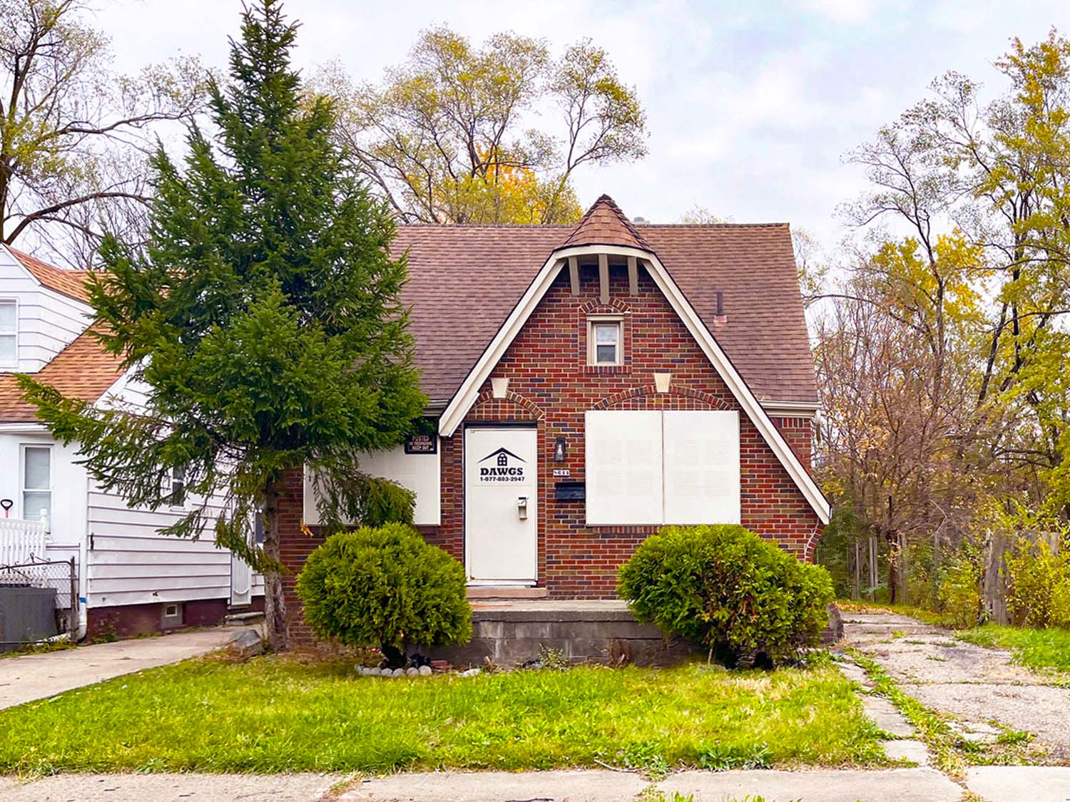 8644 Greenview Ave, Detroit, MI 48228 — photo 1