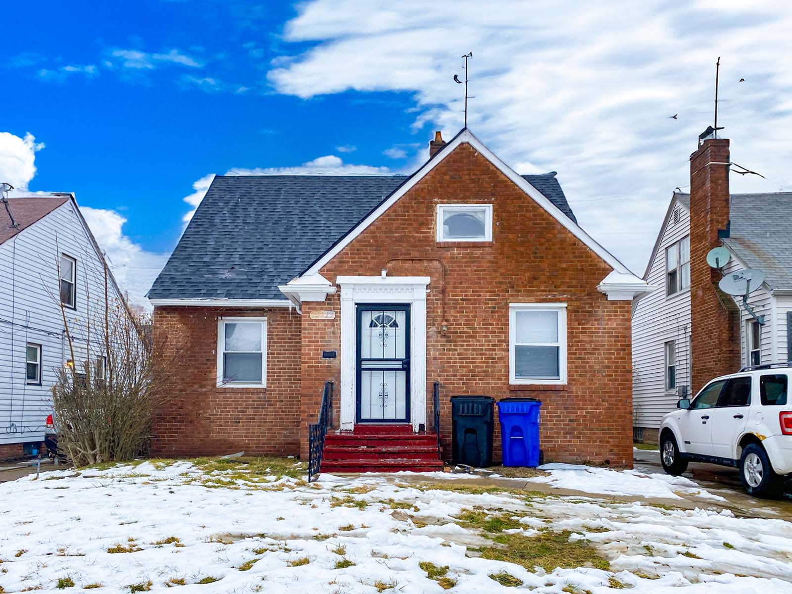 15715 Talford Ave, Cleveland, OH 44128 — photo 1
