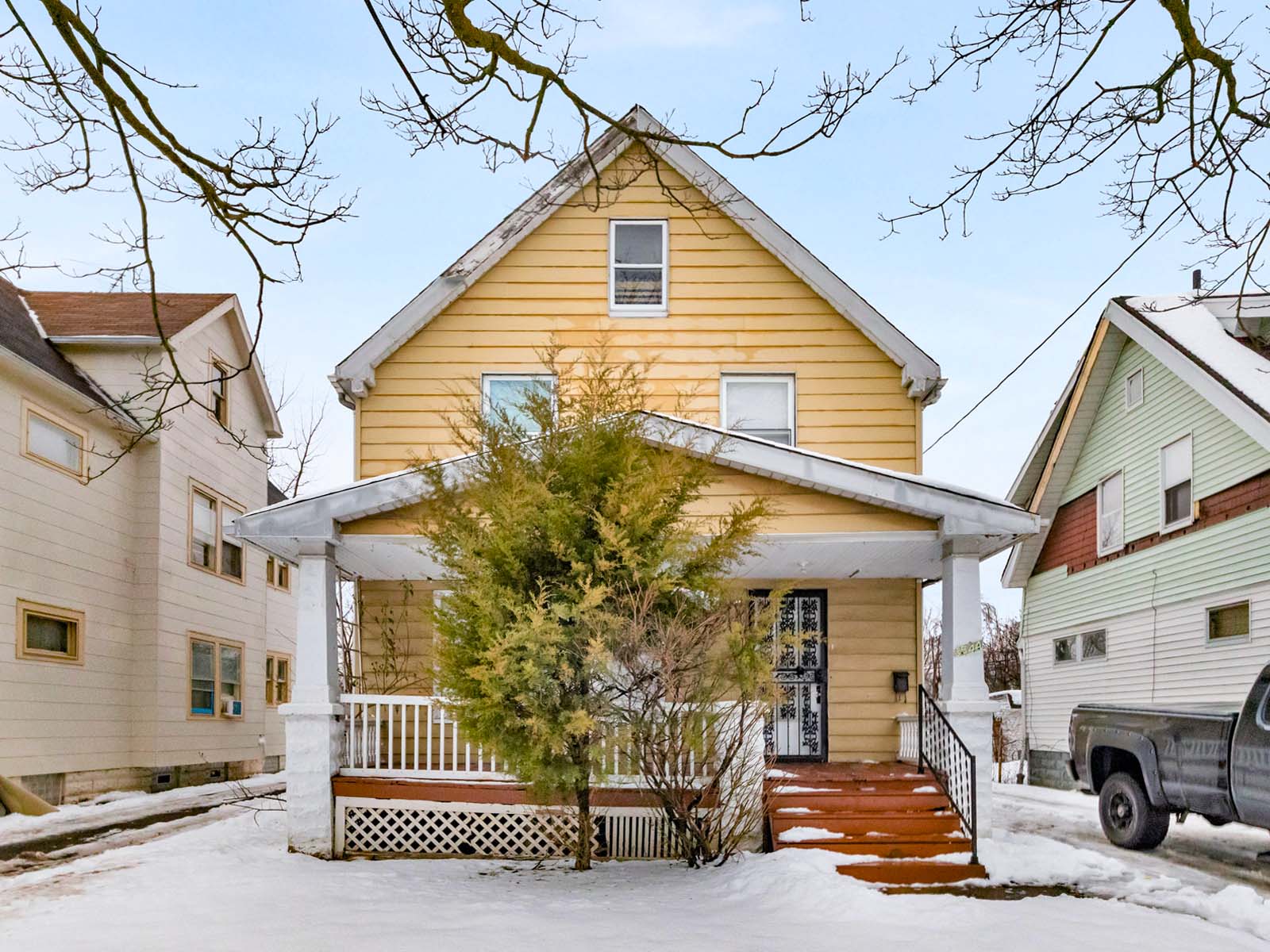 3544 E 133rd St, Cleveland, OH 44120 — photo 1