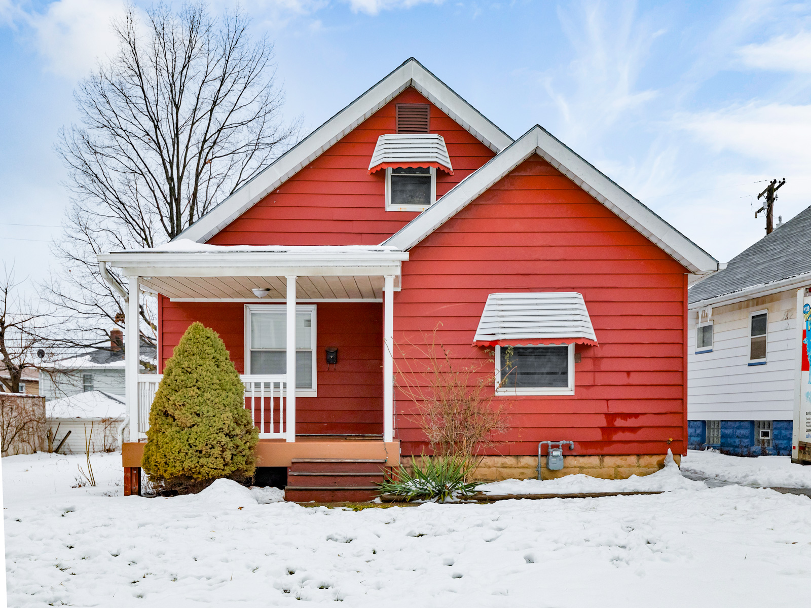 4638 Blythin Rd, Garfield Heights, OH 44125 — photo 1