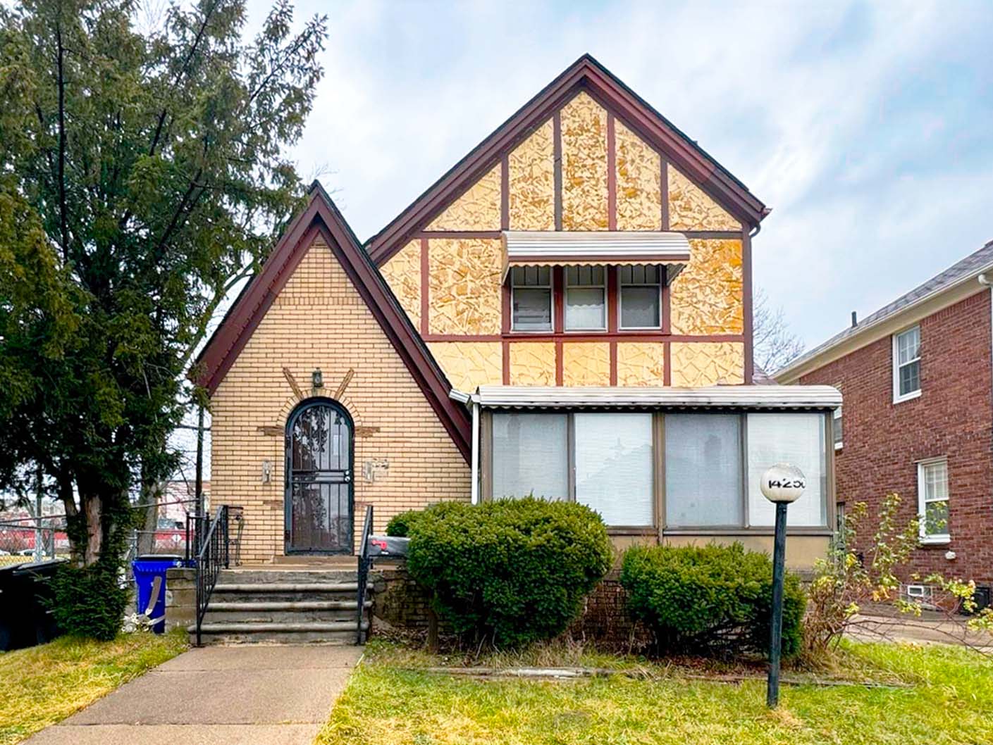 14256 Montrose St, Detroit, MI 48227 — photo 1