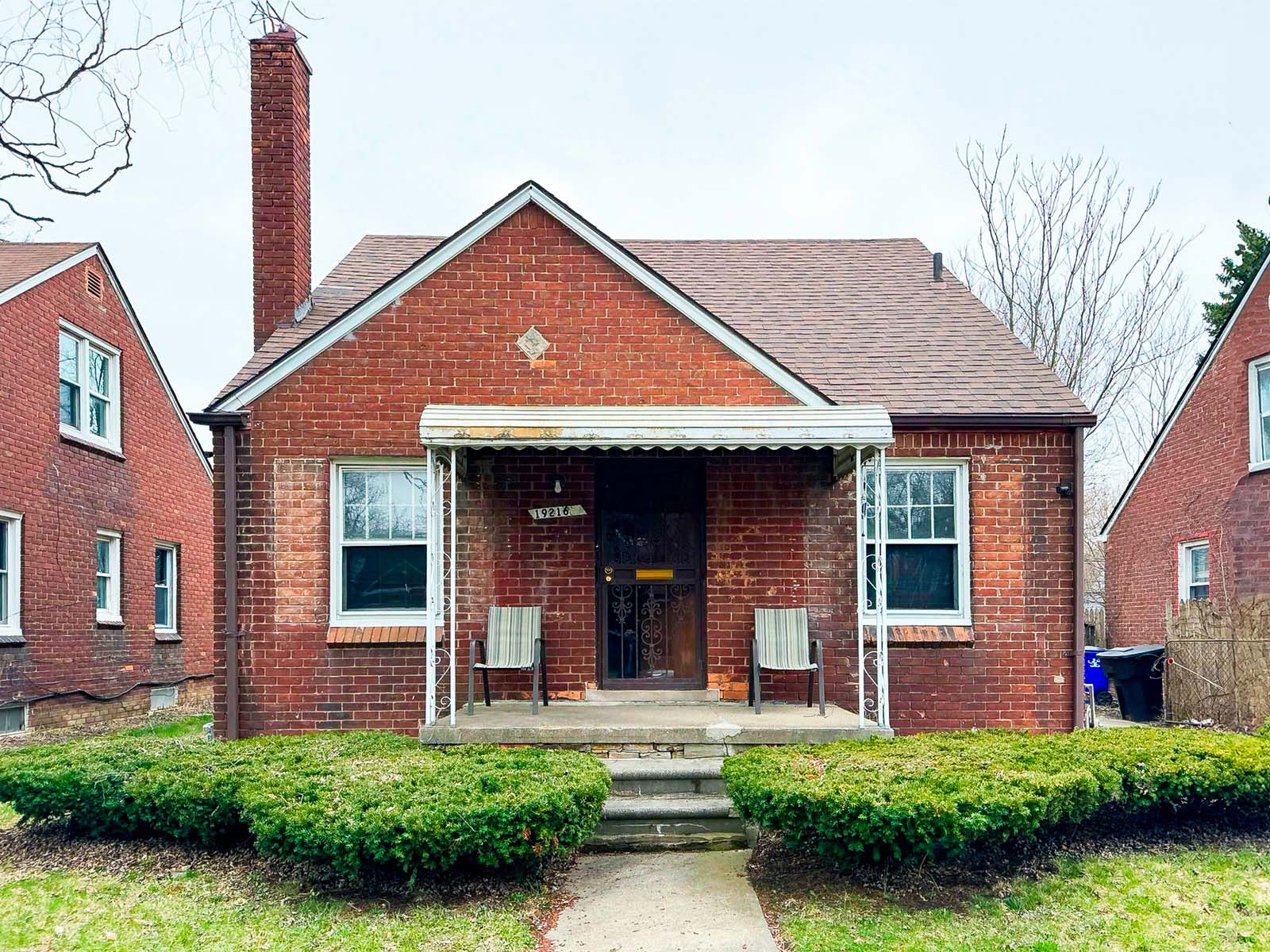 19216 Hickory St, Detroit, MI 48205 — photo 1