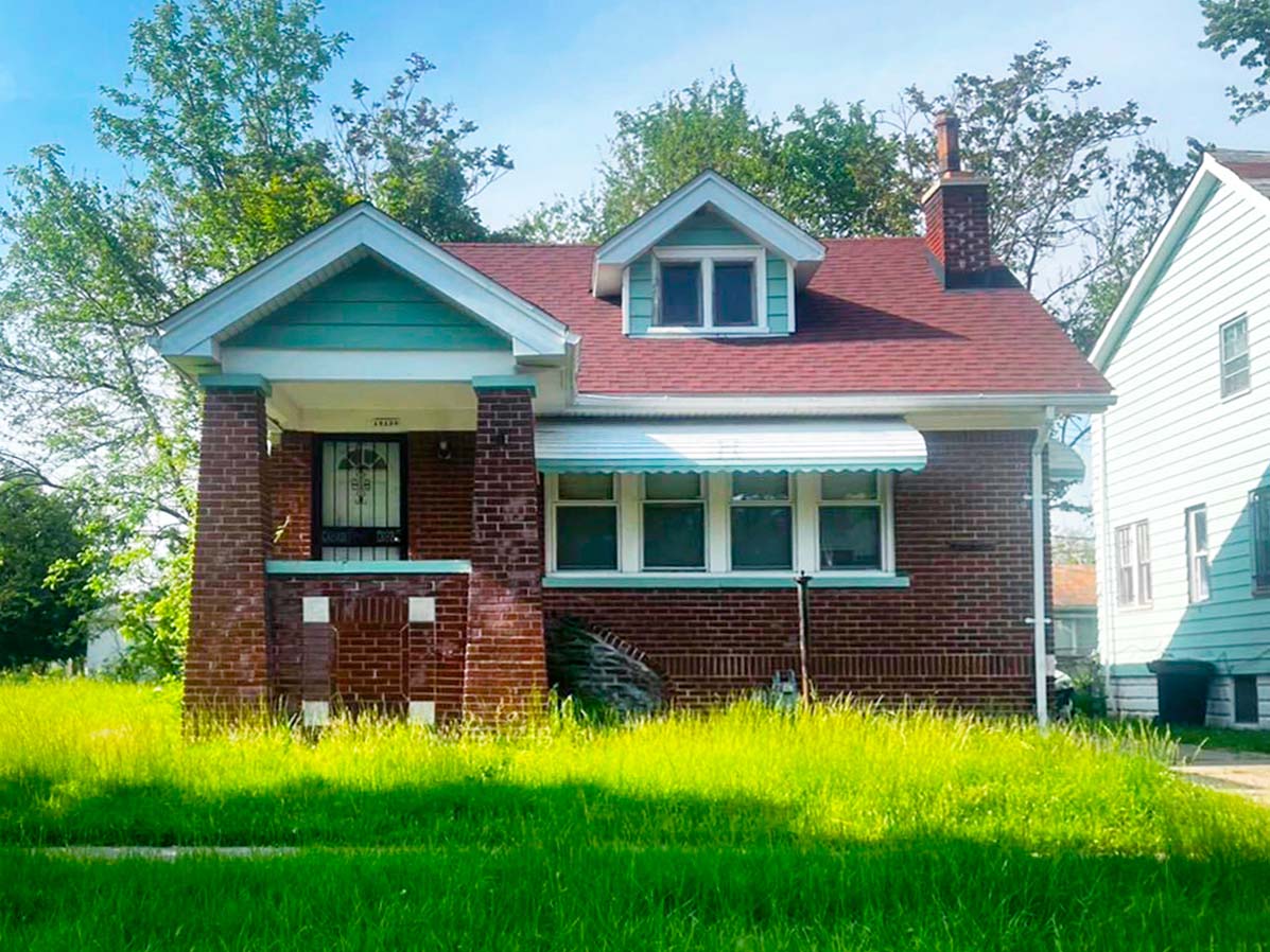 10130 Cedarlawn St, Detroit, MI 48204 — photo 1