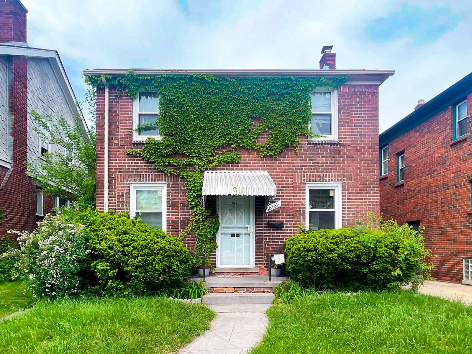 16165 Griggs St, Detroit, MI 48221 — photo 1