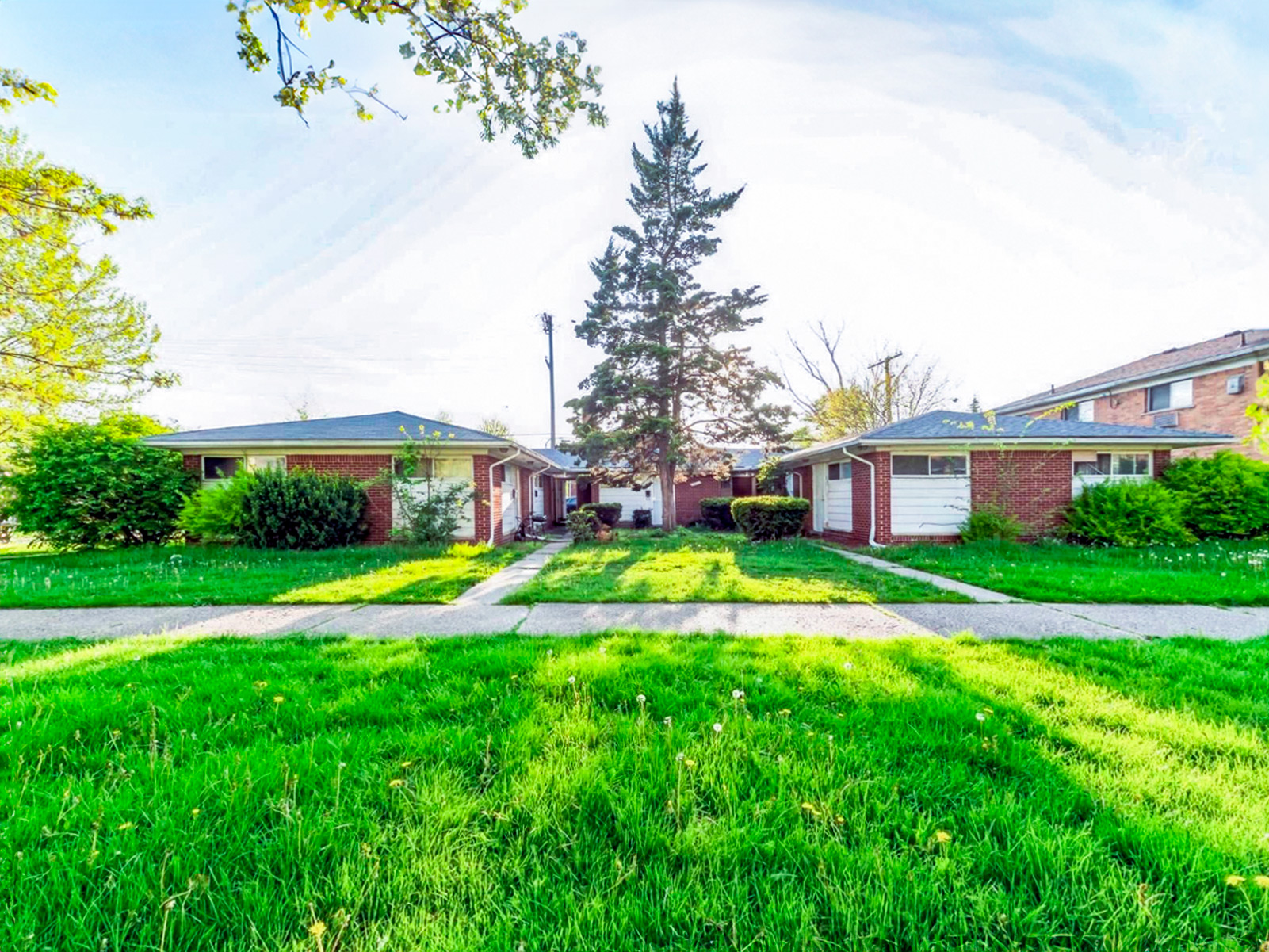 18011 Hoover St, Detroit, MI 48205 — photo 1