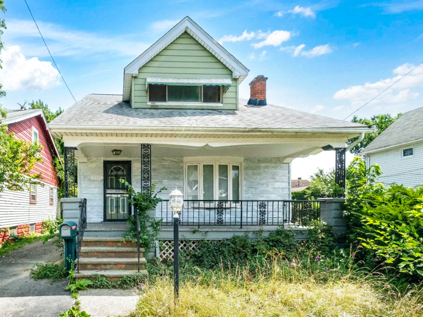 11712 Dove Ave, Cleveland, OH 44105 — photo 1
