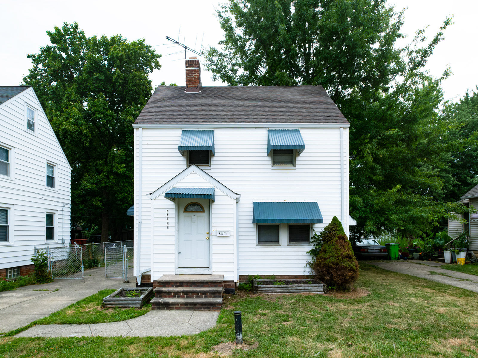 22601 Ivan Ave, Euclid, OH 44123 — photo 1