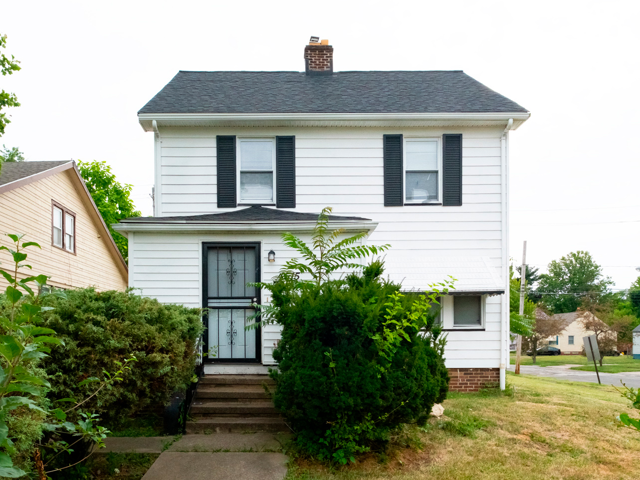 4515 E 139th St, Garfield Heights, OH 44105 — photo 1