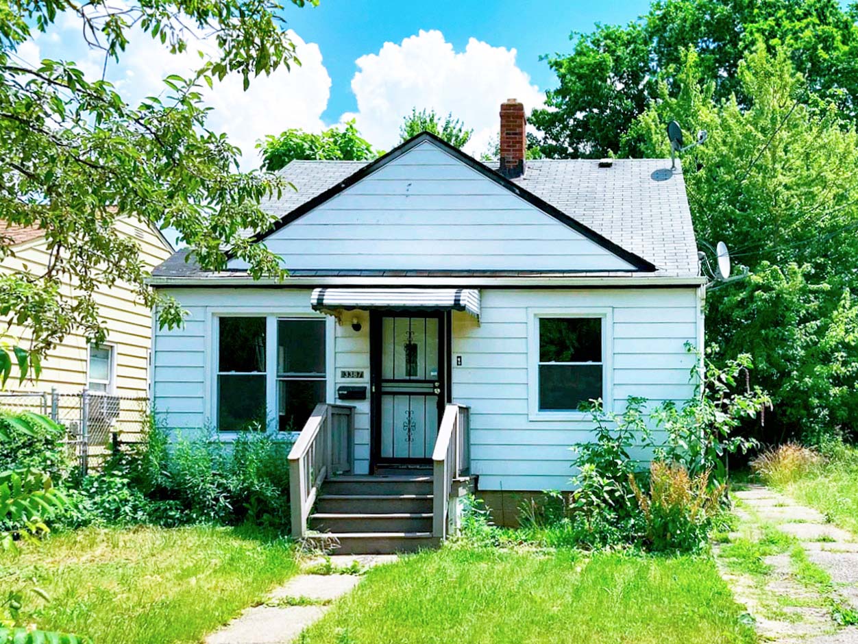 3387 E 106th St, Cleveland, OH 44104 — photo 1