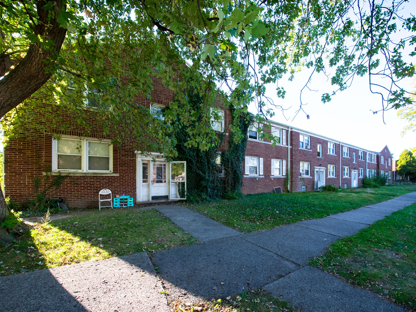 18047-18059 Hoover St, Detroit, MI 48205 — photo 1