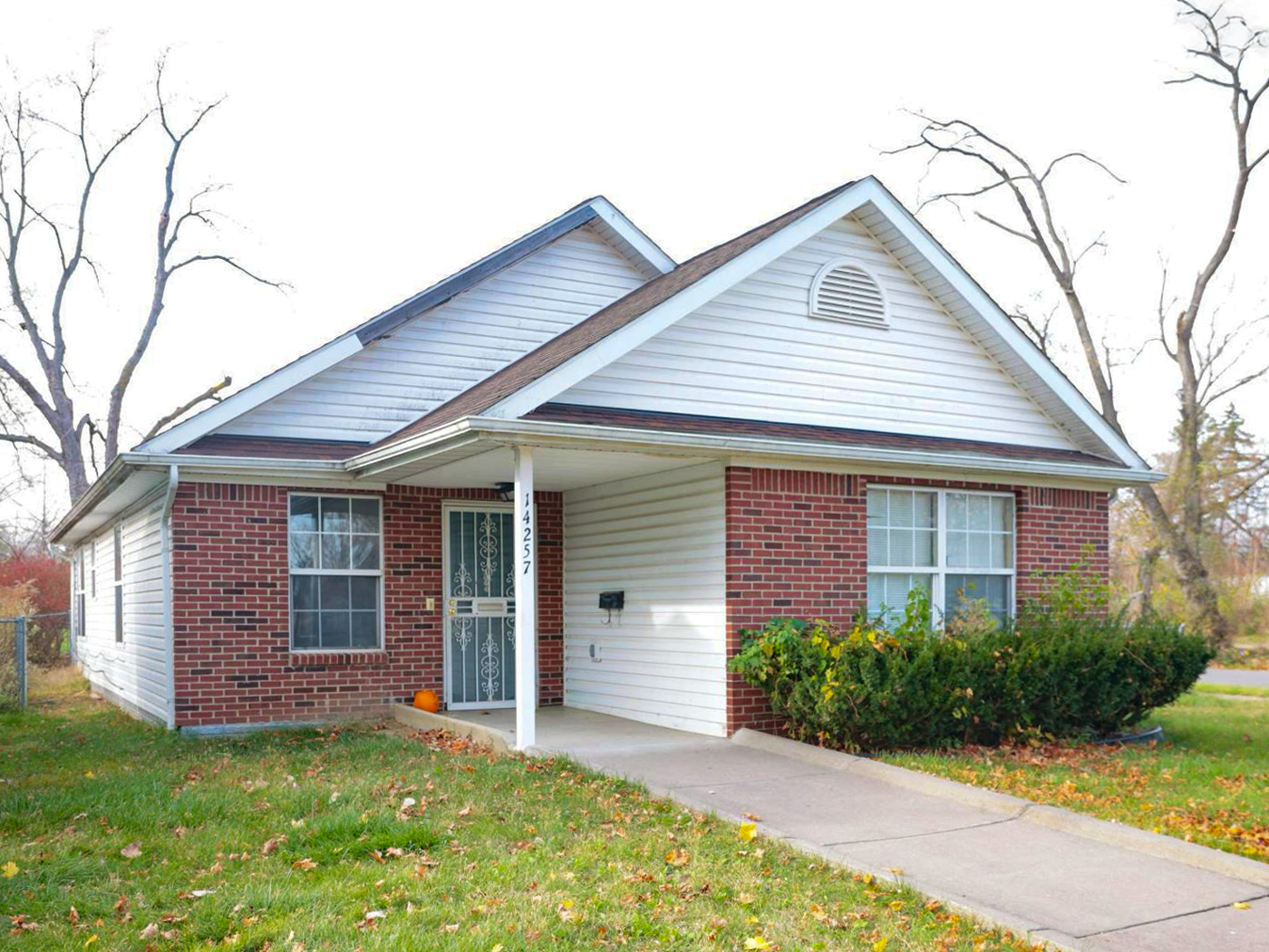 14257 Fielding St, Detroit, MI 48223 — photo 1