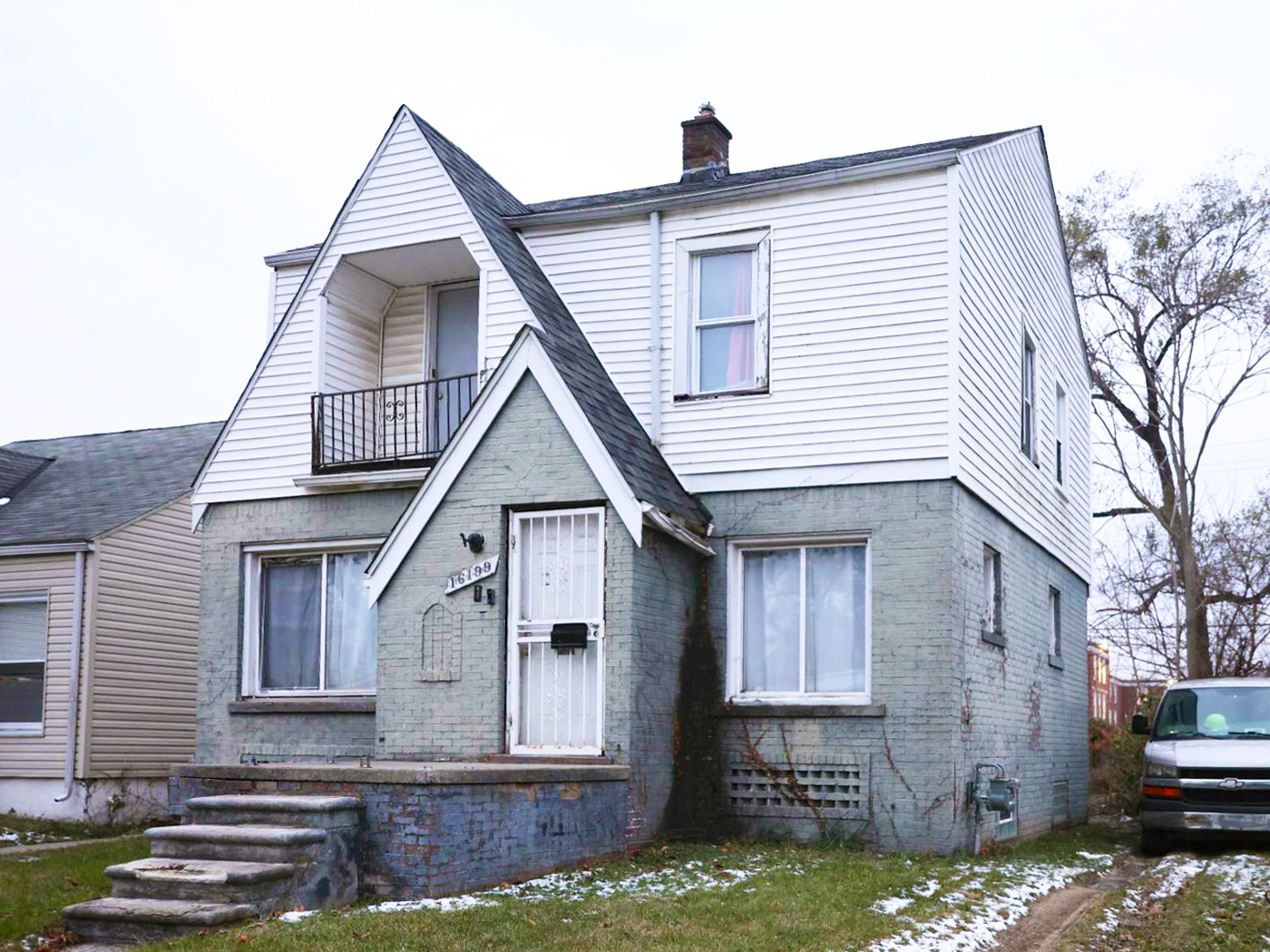 16199 Strathmoor St, Detroit, MI 48235 — photo 1