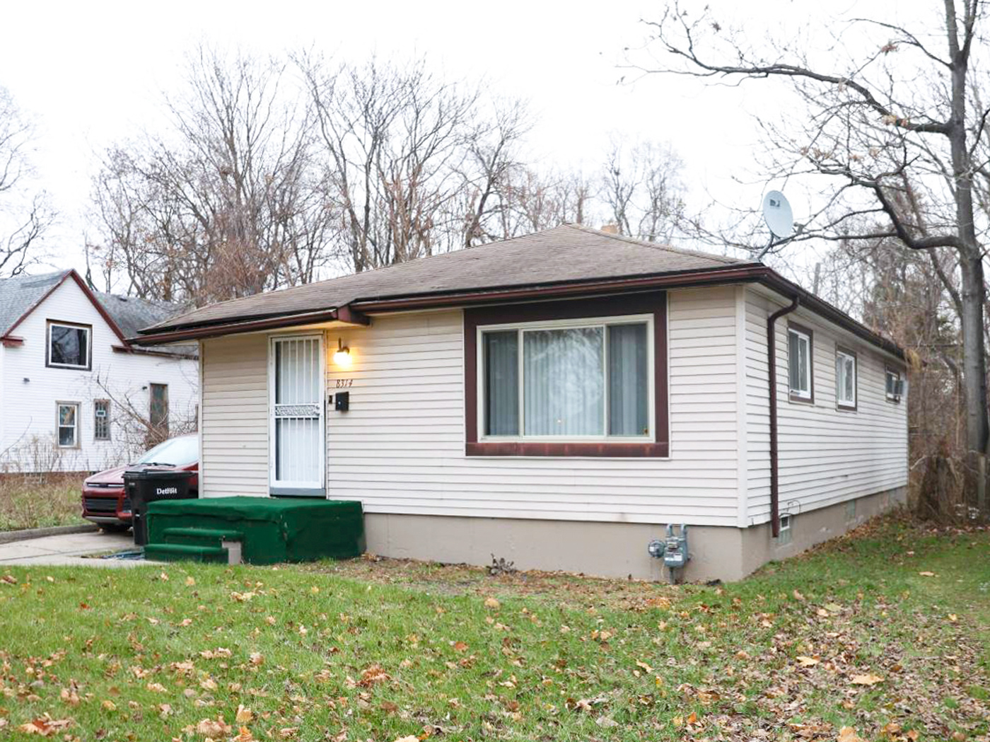 8314 Hubbell St, Detroit, MI 48228 — photo 1