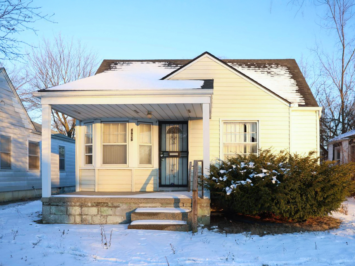 8626 Minock St, Detroit, MI 48228 — photo 1
