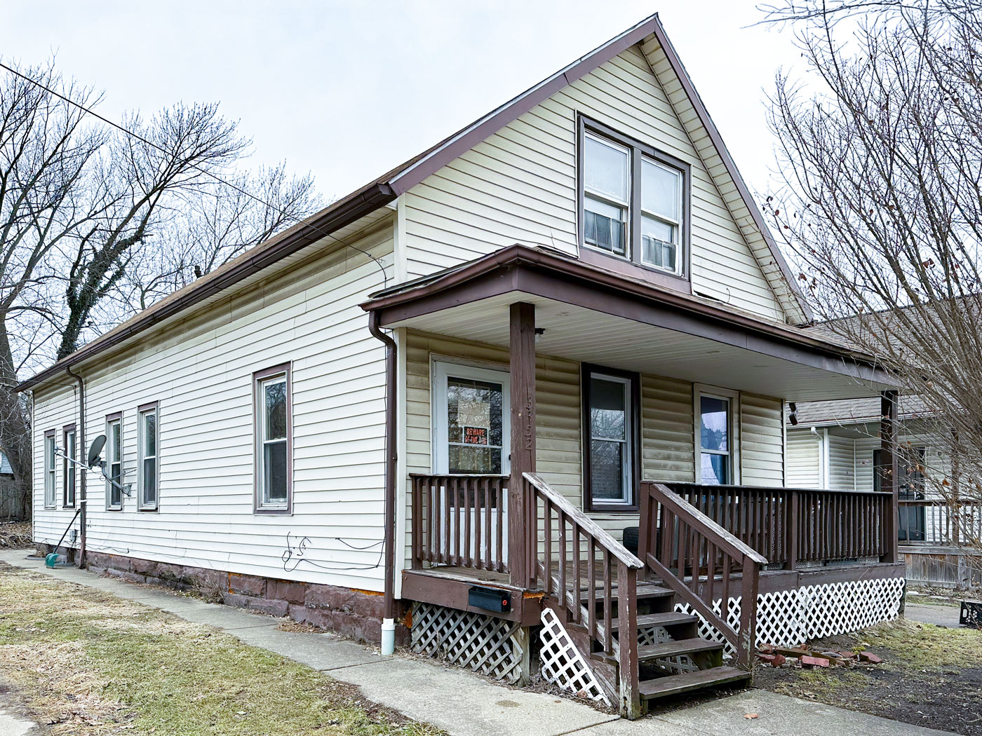 3352 E 66th St, Cleveland, OH 44127 — photo 1