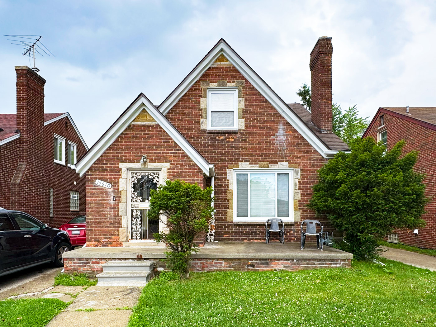 14610 Fairmont Dr, Detroit, MI 48205 — photo 1