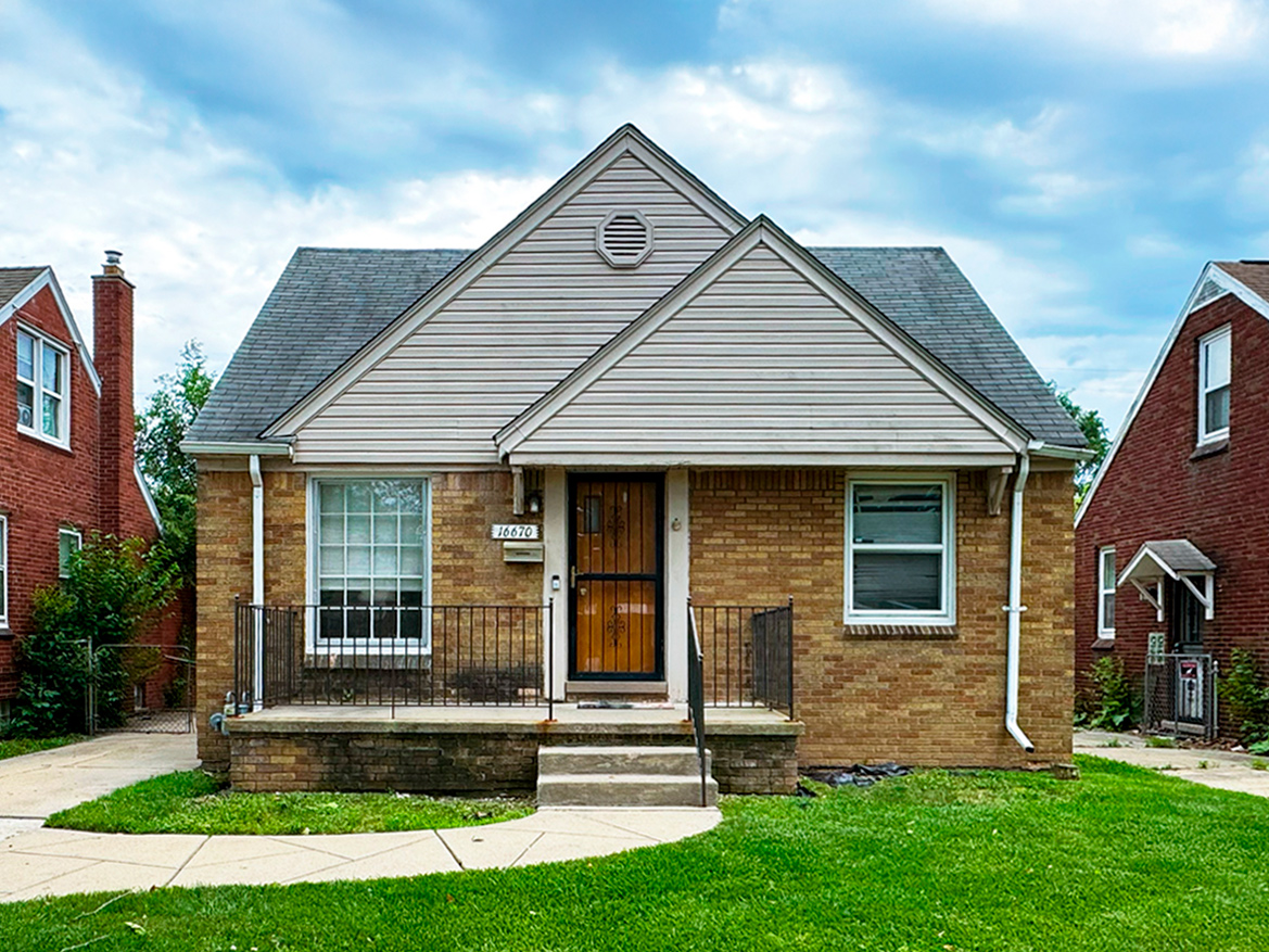 16670 Collingham Dr, Detroit, MI 48205 — photo 1