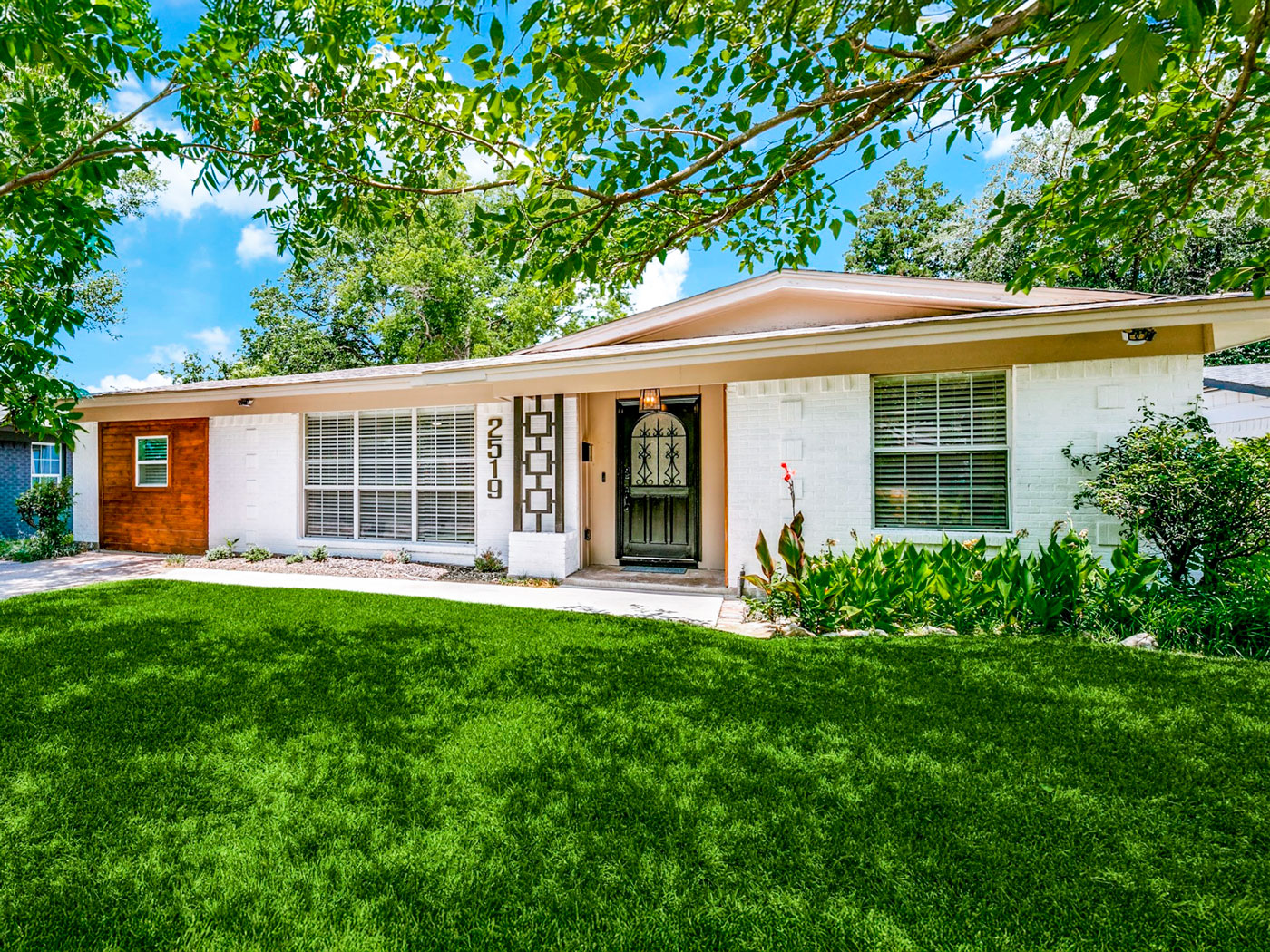2519 Highwood Dr, Dallas, TX 75228 — photo 1