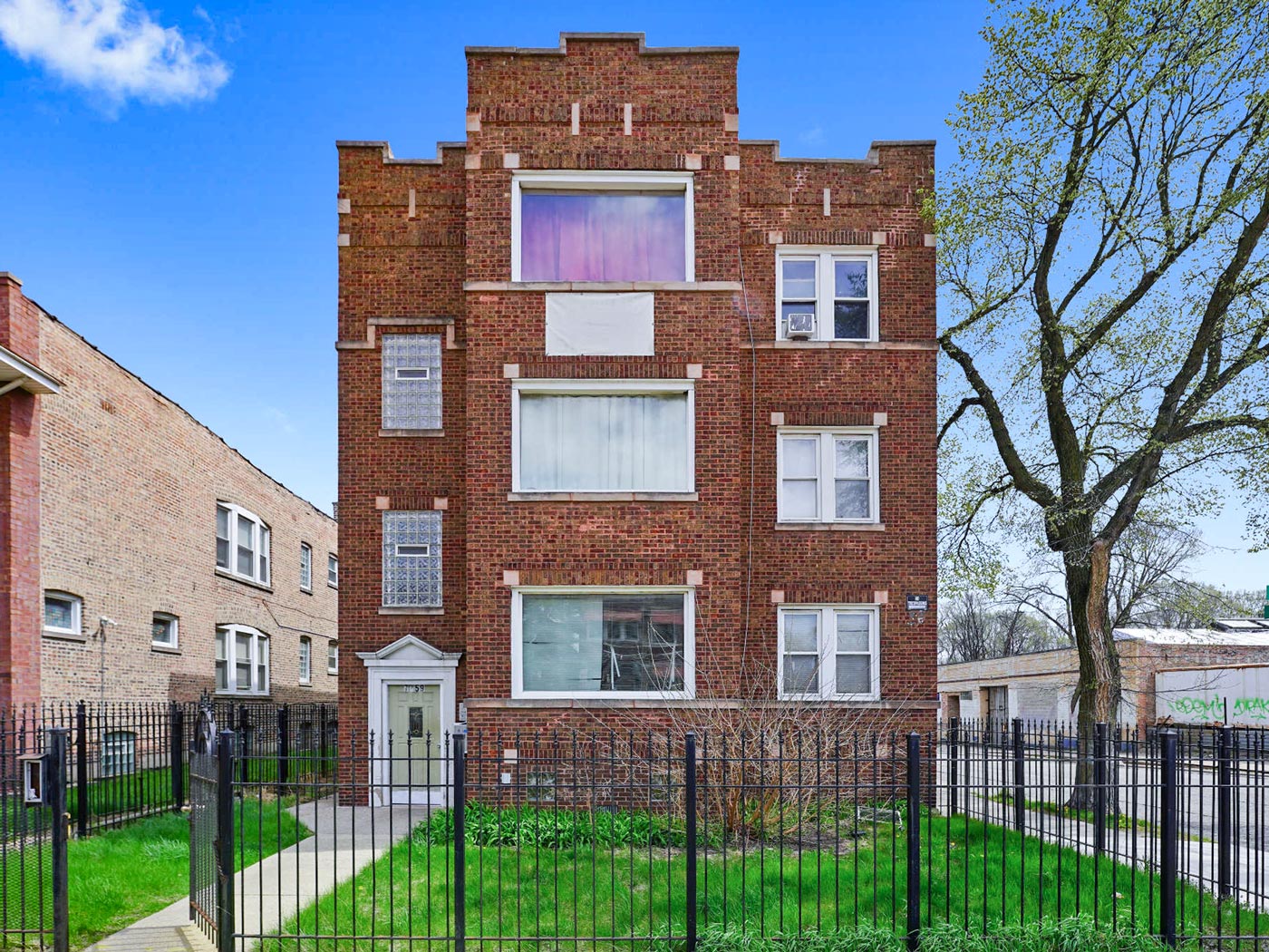 7359 S Lowe Ave, Chicago, IL 60621 — photo 1